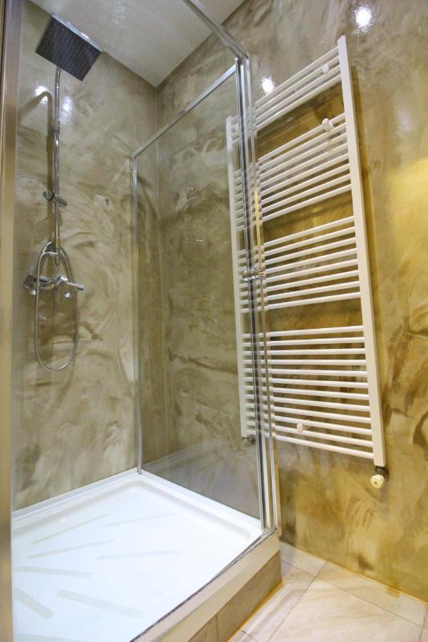 Private Triple Bedroom Rf1 Βιέννη Εξωτερικό φωτογραφία